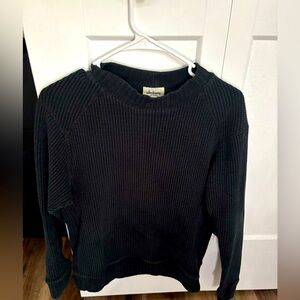 Men’s sweater size medium